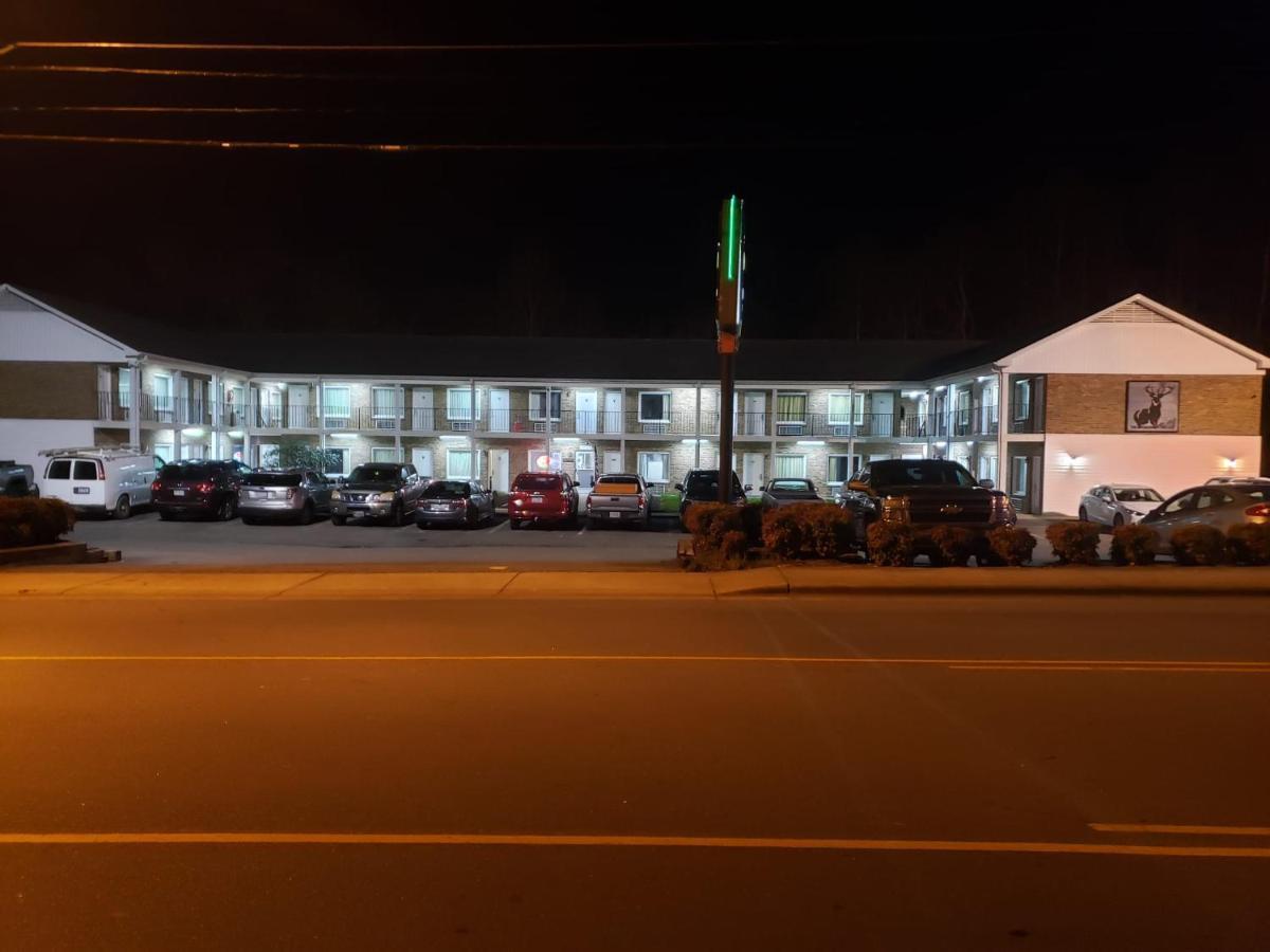 Elk Inn Motel Elkin Exterior foto